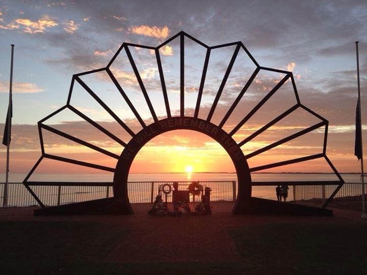 Residents pay tribute on ANZAC Day 1